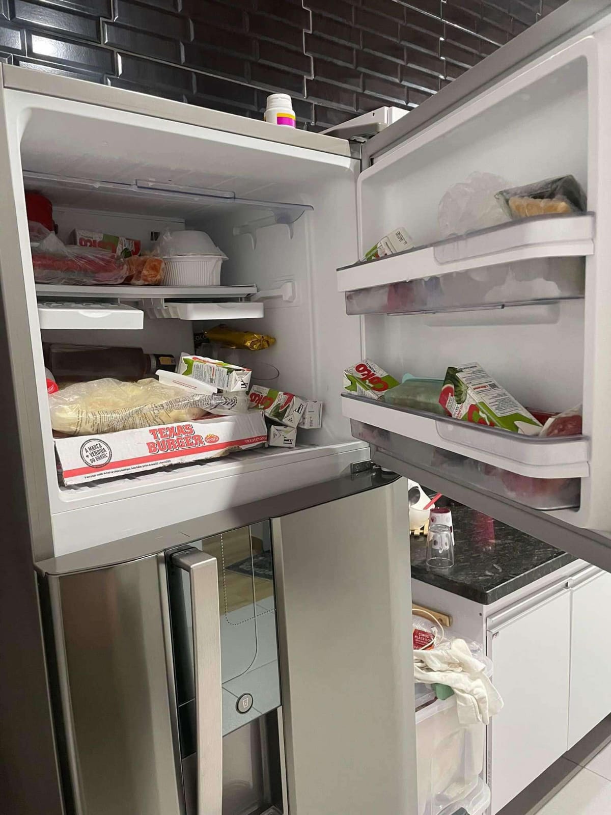 Geladeira Electrolux inox 410 litros funcionado perfeitamente